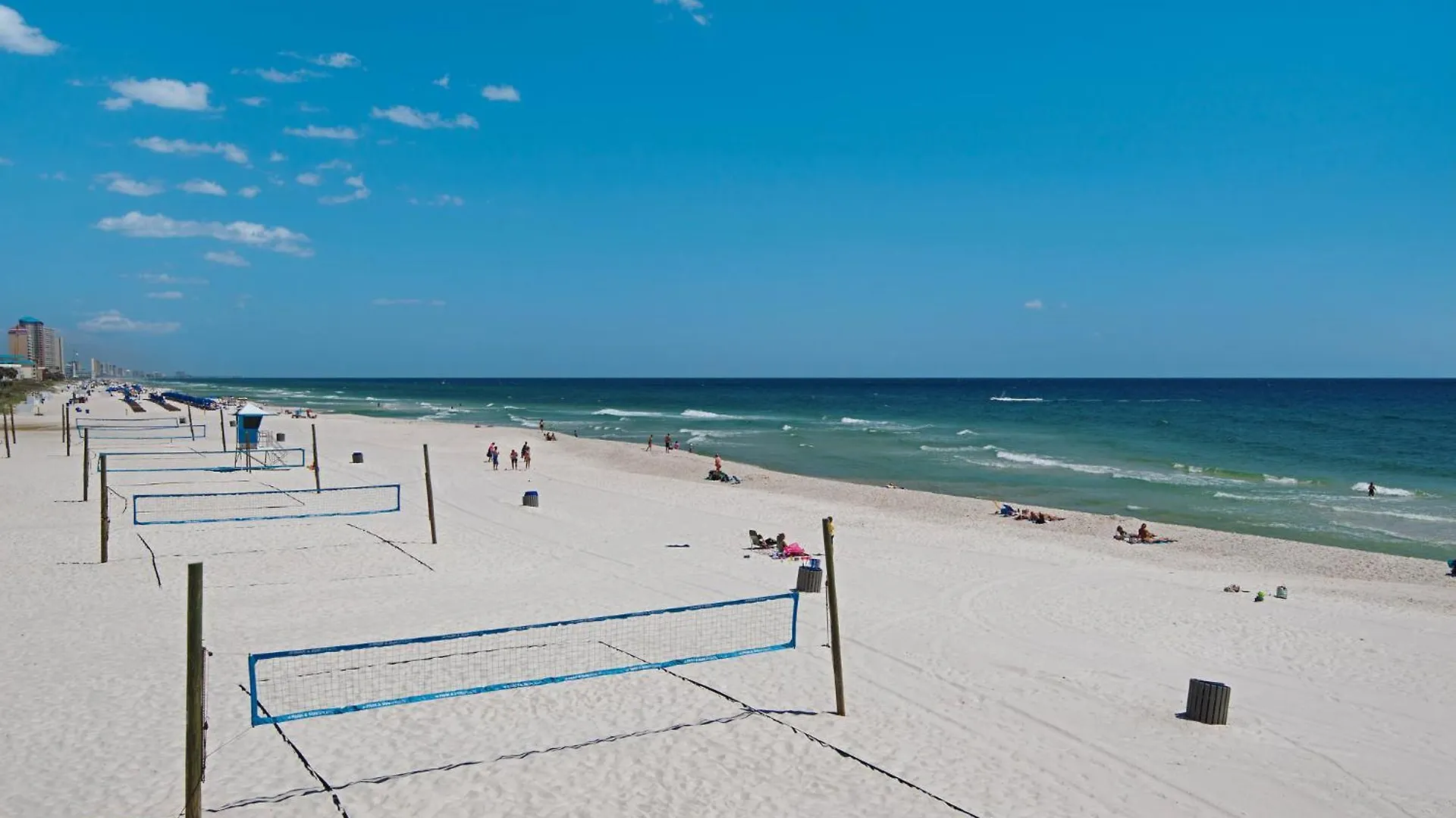 Across From The Beach! Near Pier Park & Dining! Sleeps 6! 2 Bedroom / 2 Ba! Panama City Beach Semesterbostad