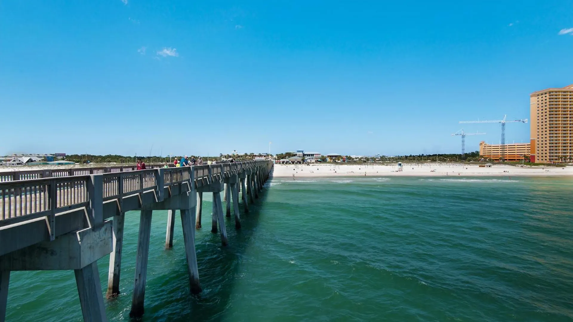 Across From The Beach! Near Pier Park & Dining! Sleeps 6! 2 Bedroom / 2 Ba! Panama City Beach United States